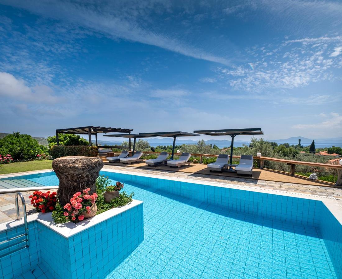 Iakovakis Suites & Spa Коропі Екстер'єр фото